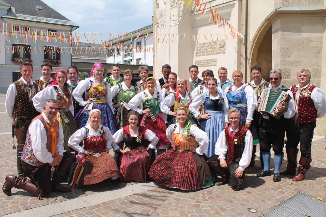 Gruppenbild vom Villacher Kirchtag